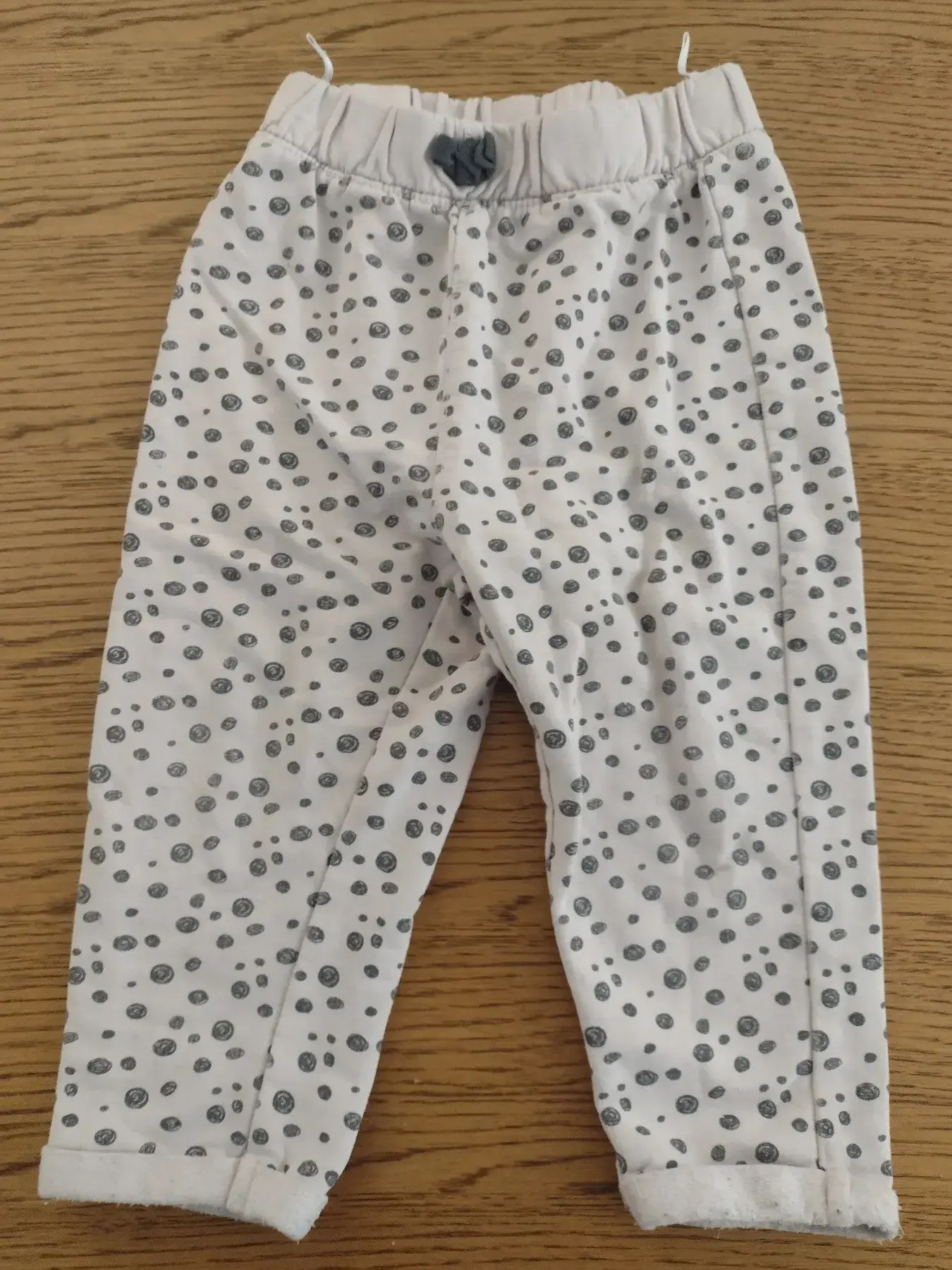 Jogginghose/Leggings rosa/grau mit Punkten 86 CA