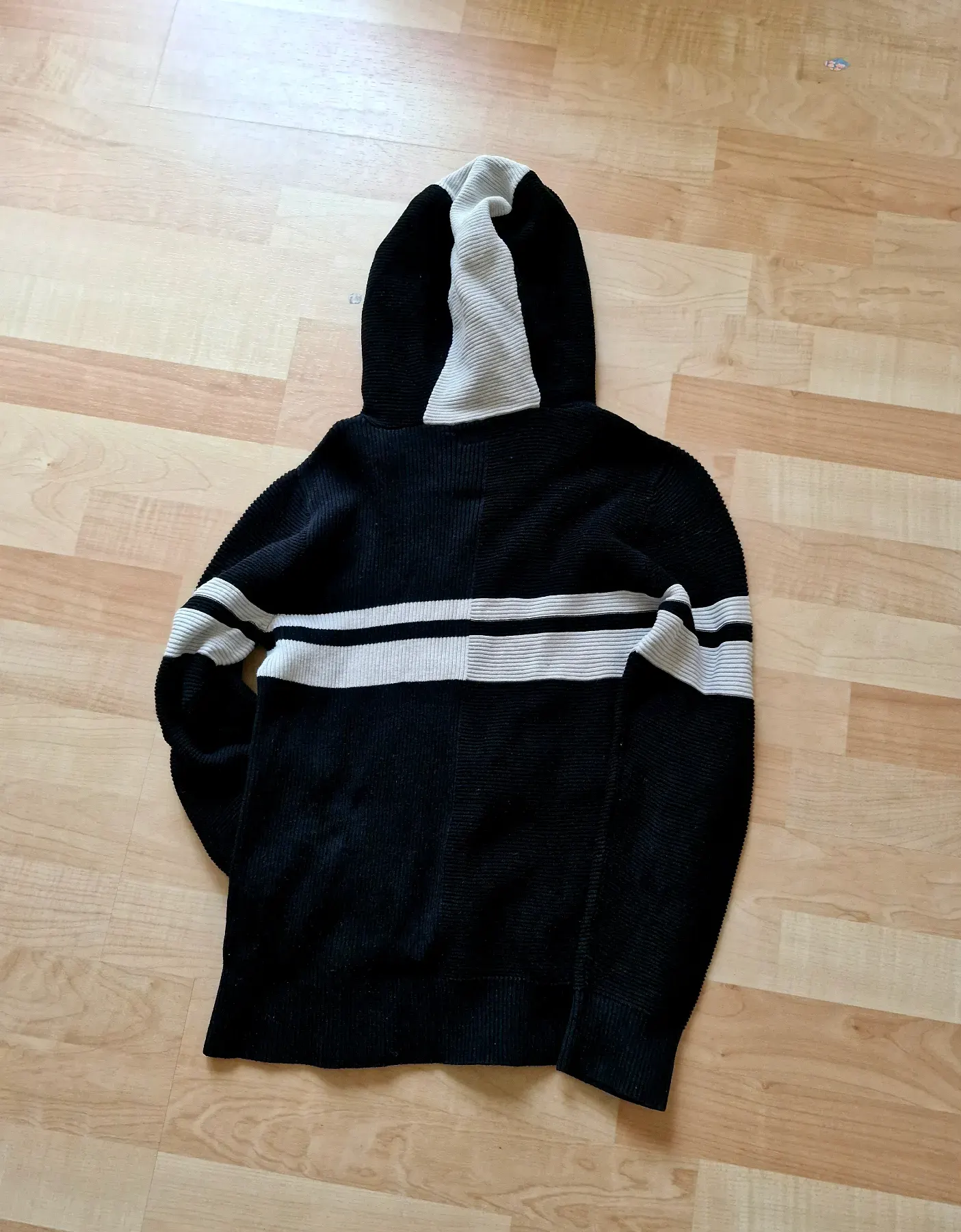 Next cooler Strickhoody 10y 140