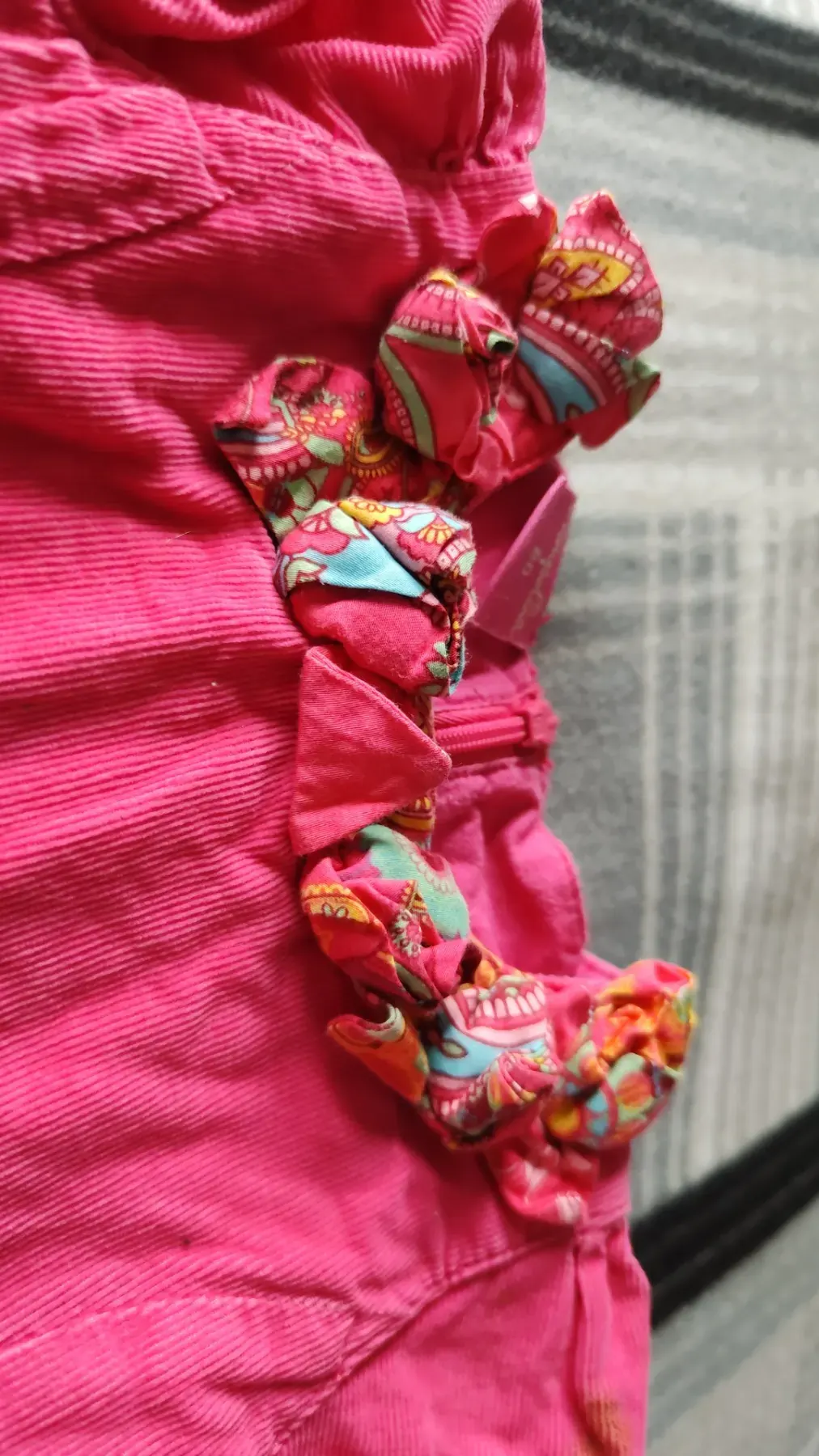 Spanisch angehauchtes sommerkleid