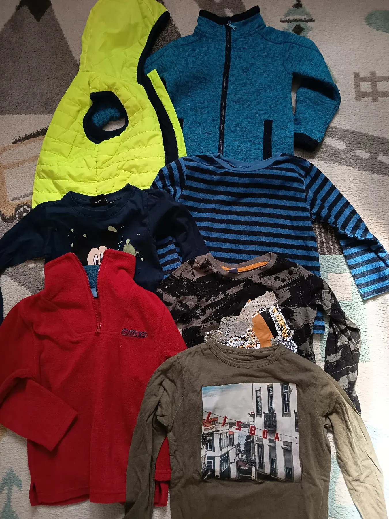 kleidungspaket gr.98