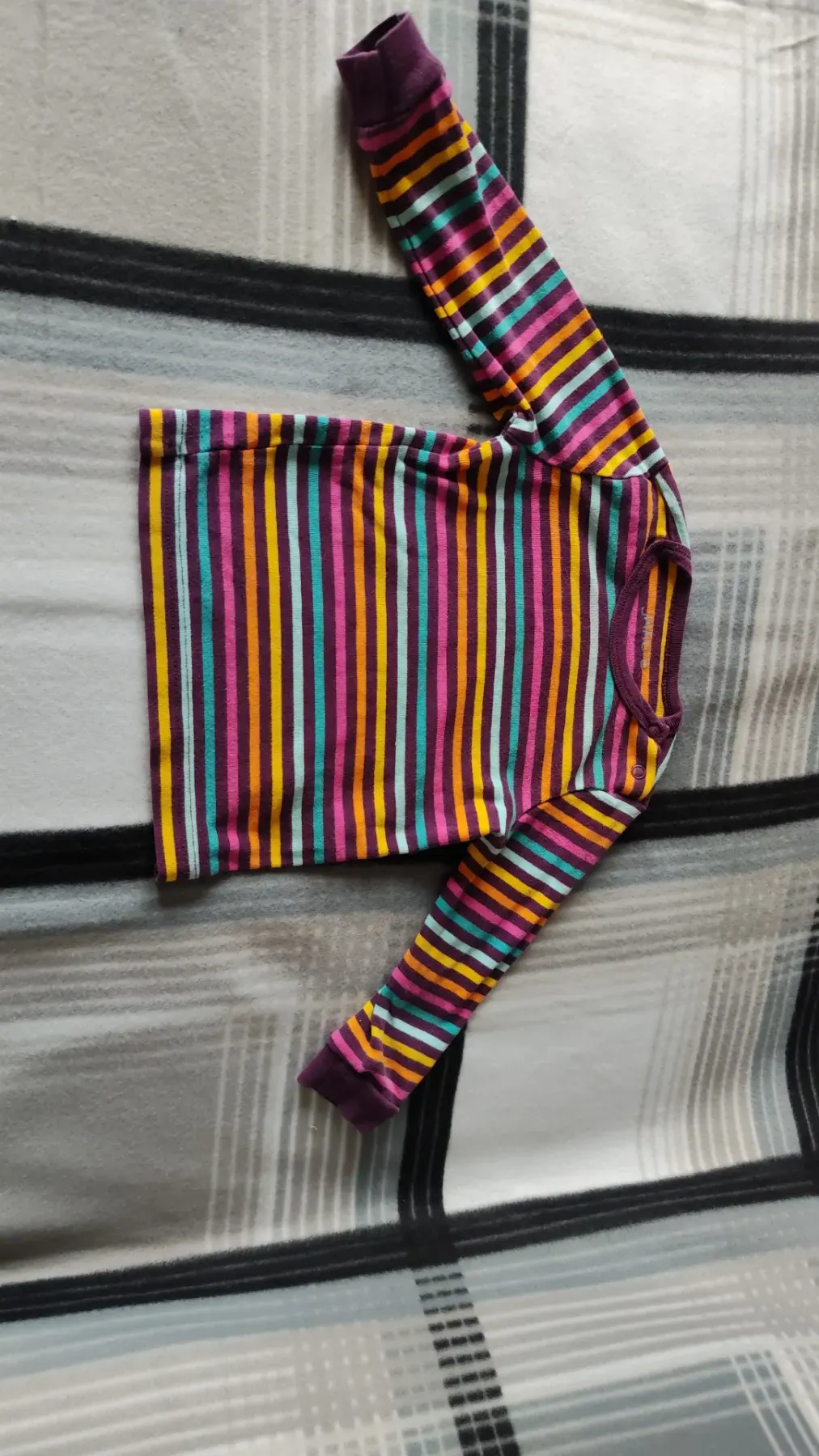 Langarmshirt von der Firma Jako-o
