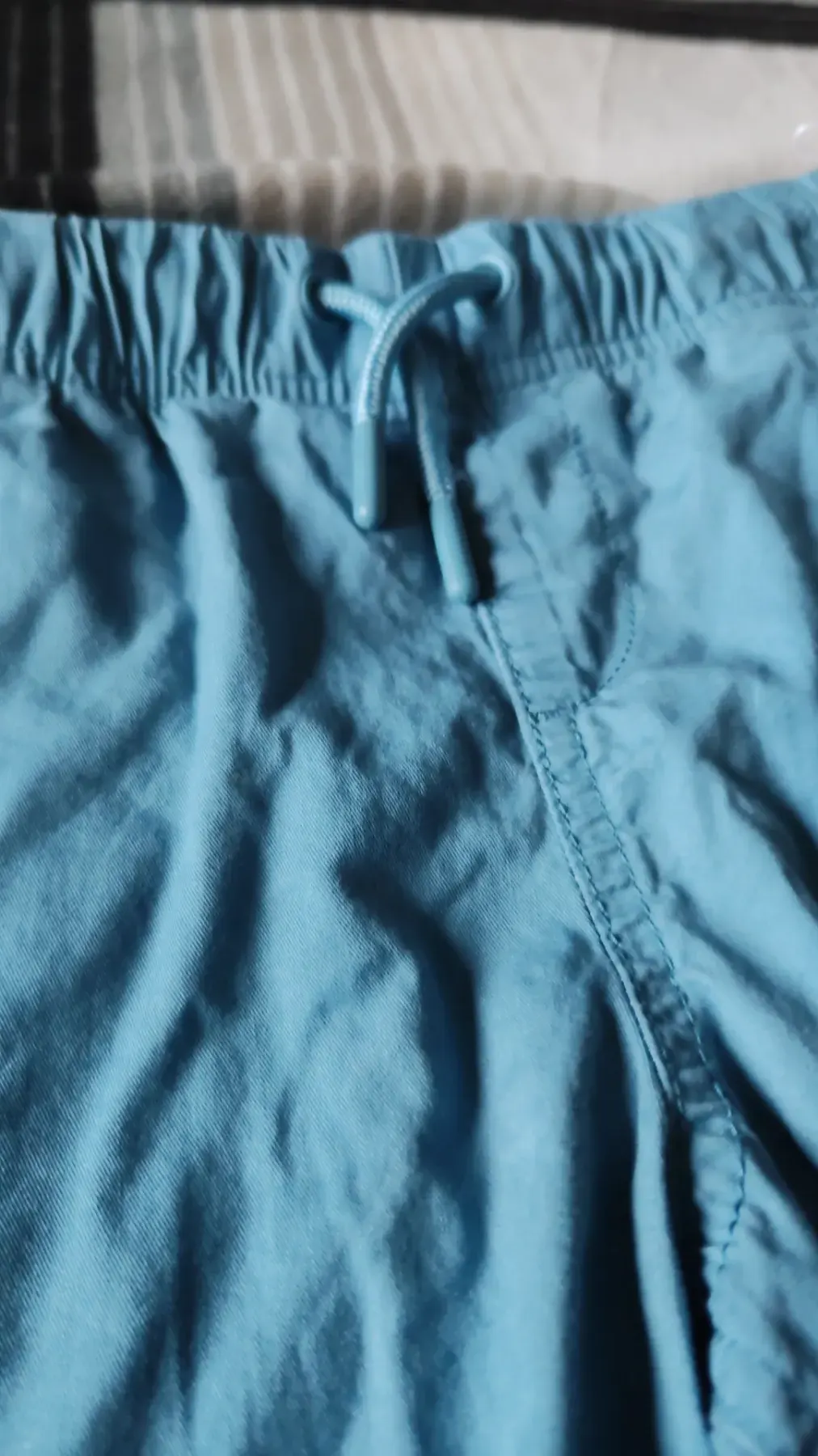 Petroleum blaue kurze Hose