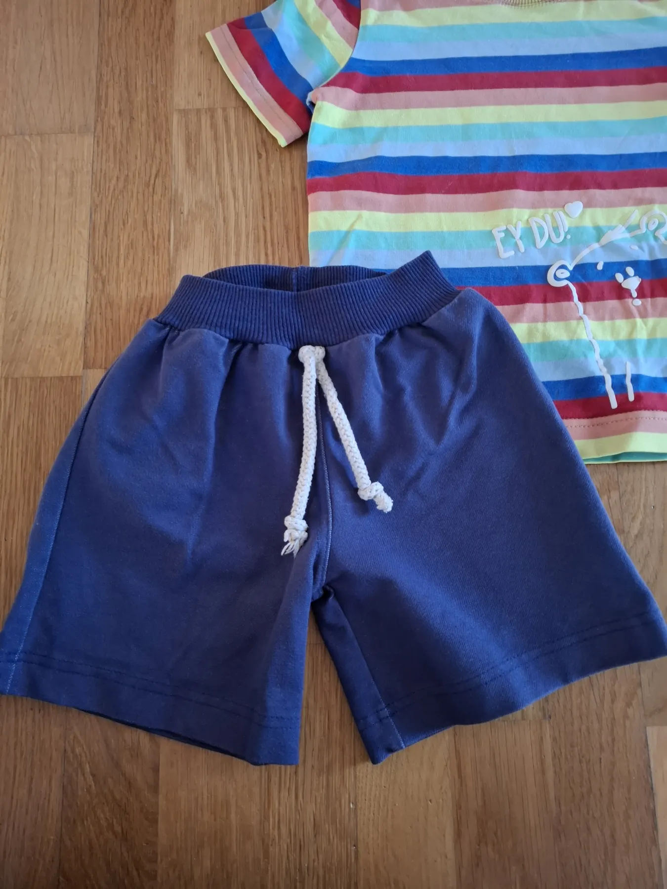 Set: kurze Hose & T-Shirt , Gr. 116 handmade Unikat Bär Streifen bunt