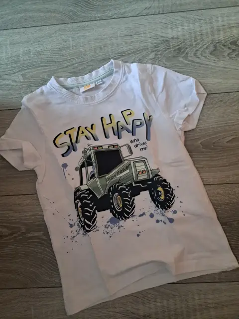 Kids T-shirt 122/128