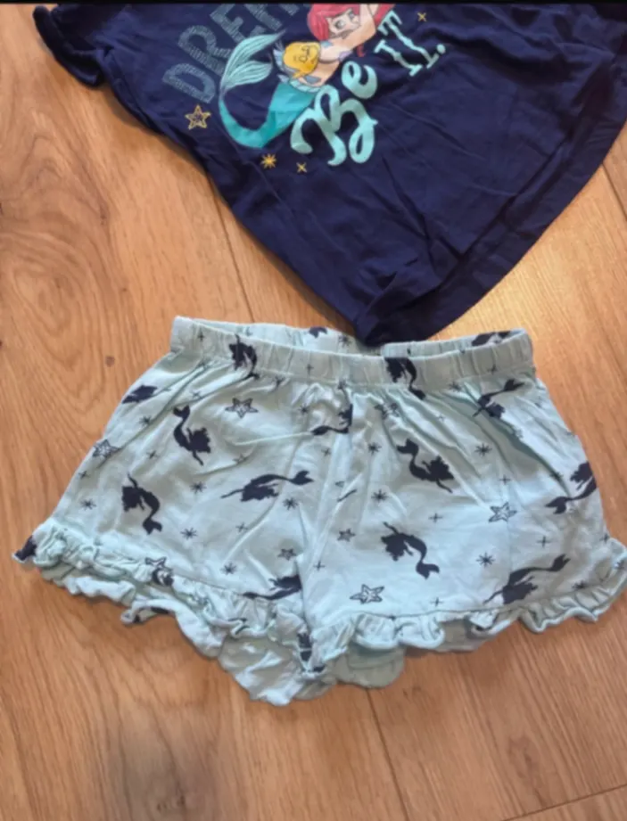 Pyjama Größe 98/104
