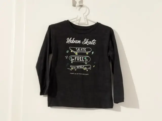 Sweatshirt TessentialsKids Größe 110