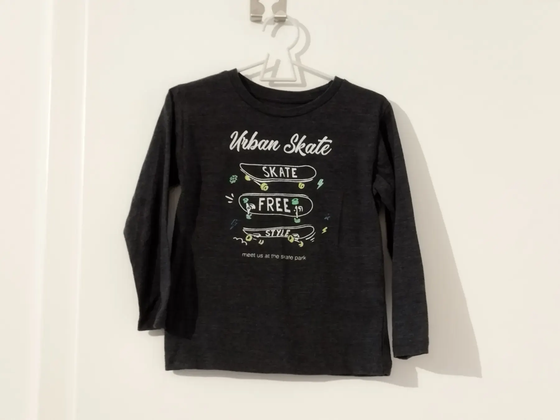 Sweatshirt TessentialsKids Größe 110
