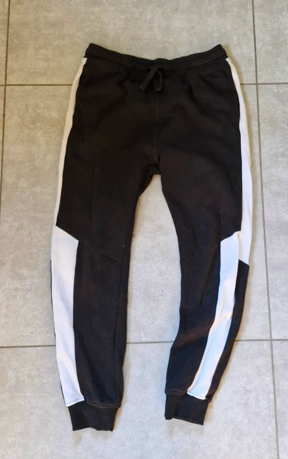 H&M Jogger Blockdesign 12y 152