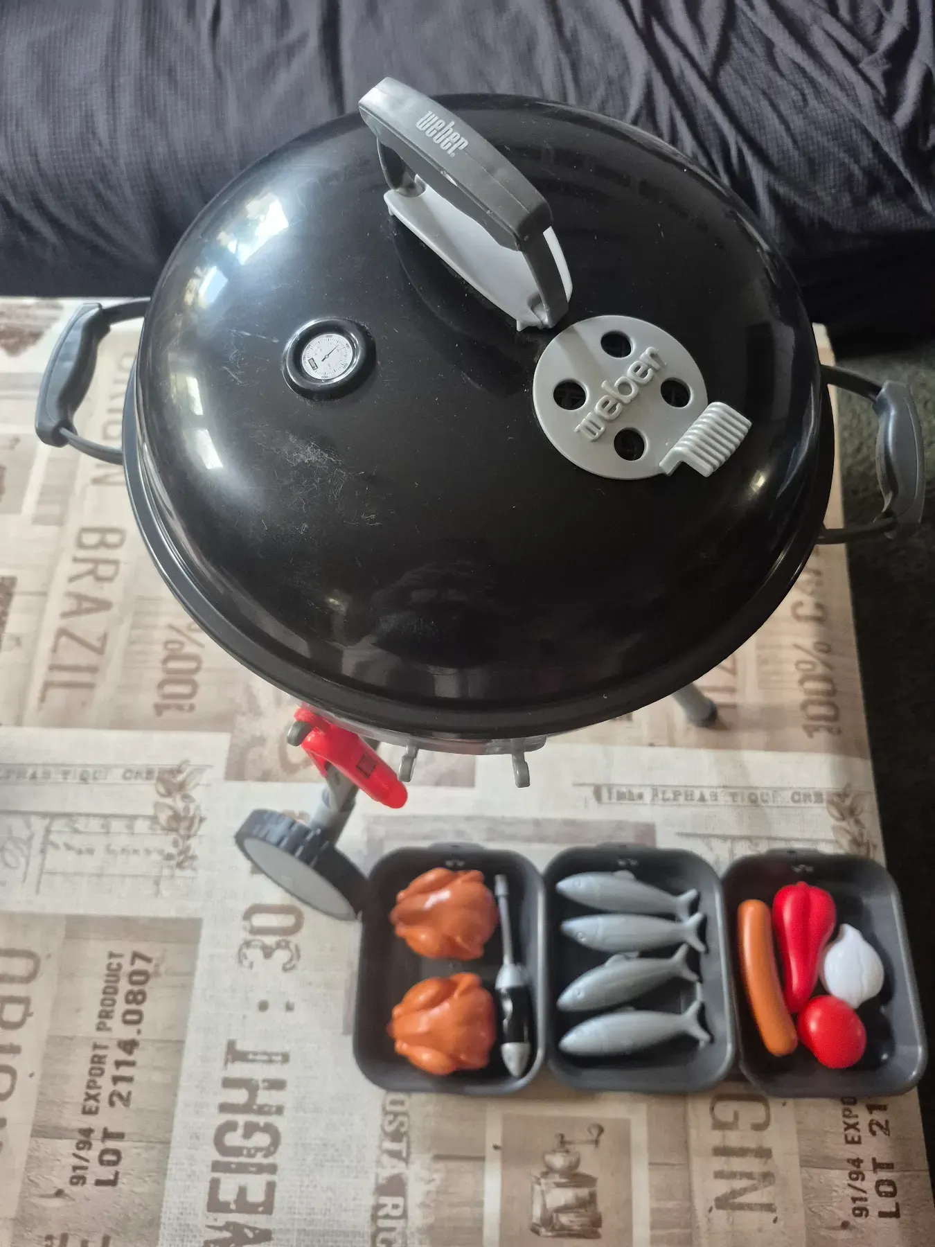 Kinderkugelgrill von Weber