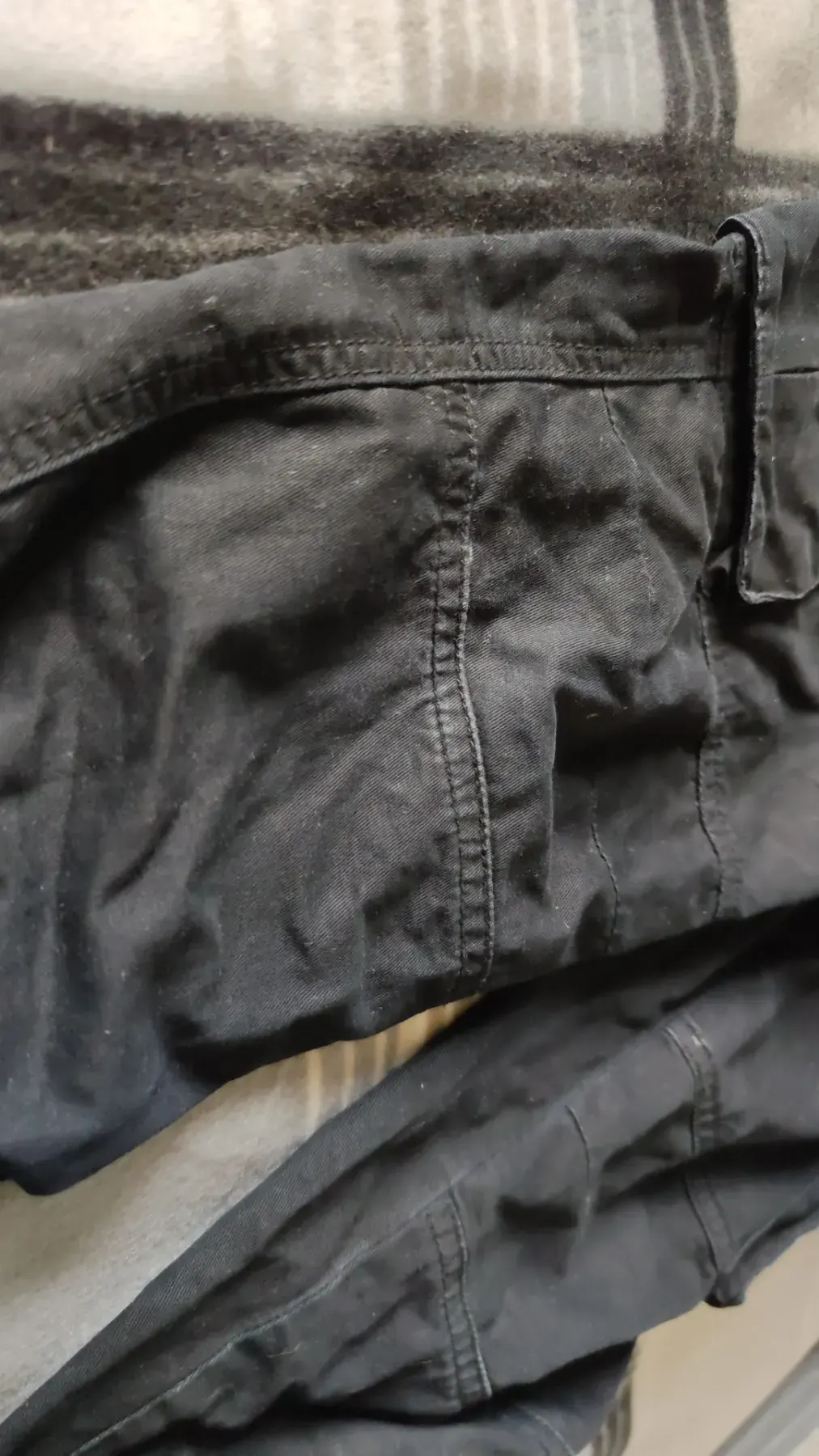 schöne Hose mit Taschen zu verkaufen