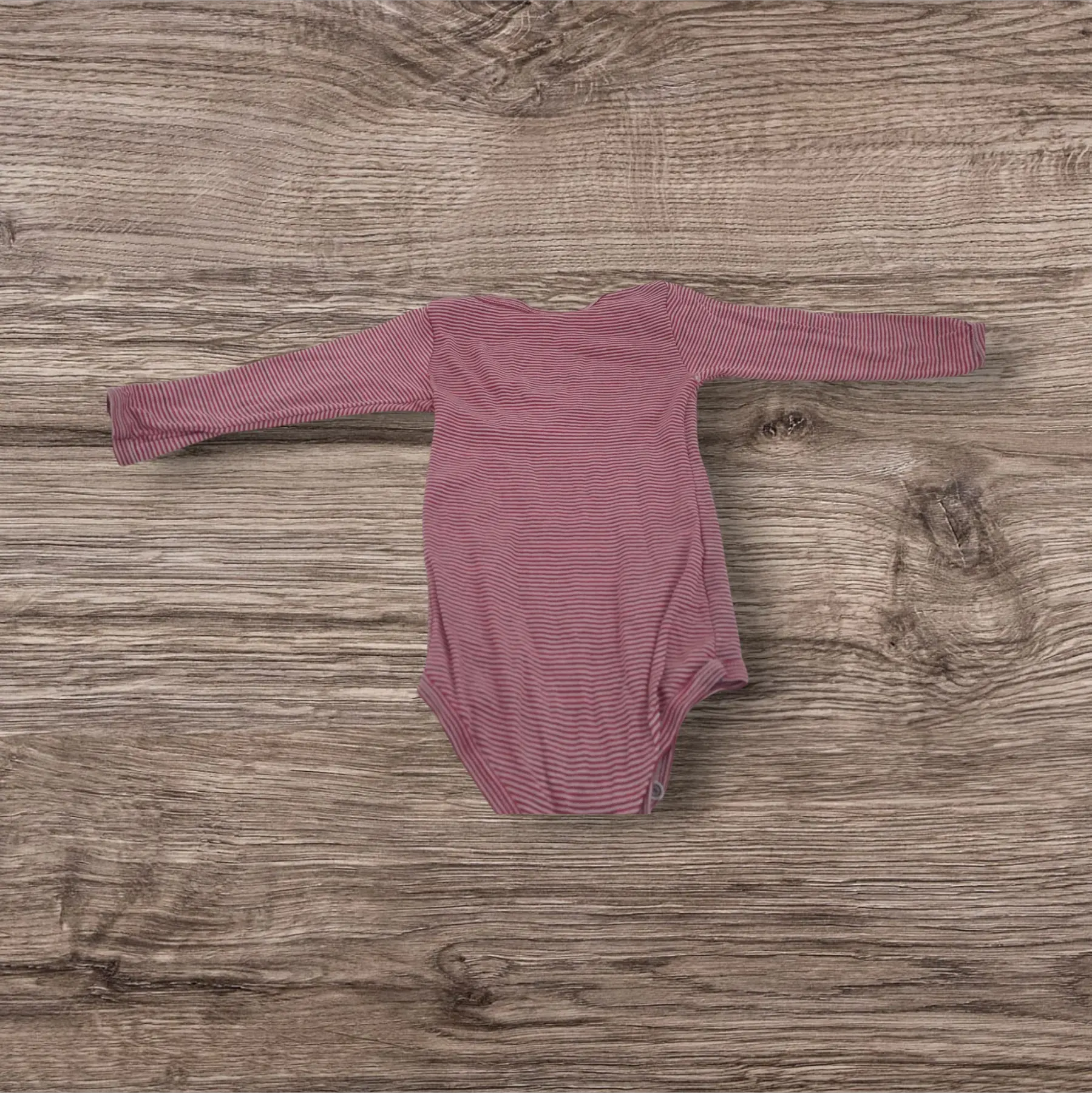 Langarmbody rot-weiß gestreift 86 Petit Bateau