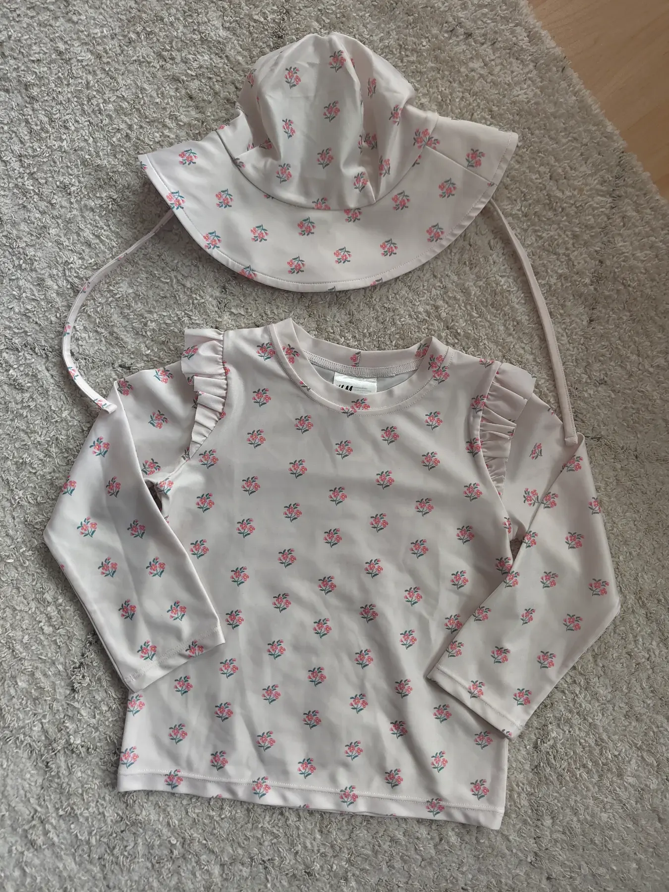 50+ Set Schwimm Shirt und Hut UV Set H&M Größe 86/92