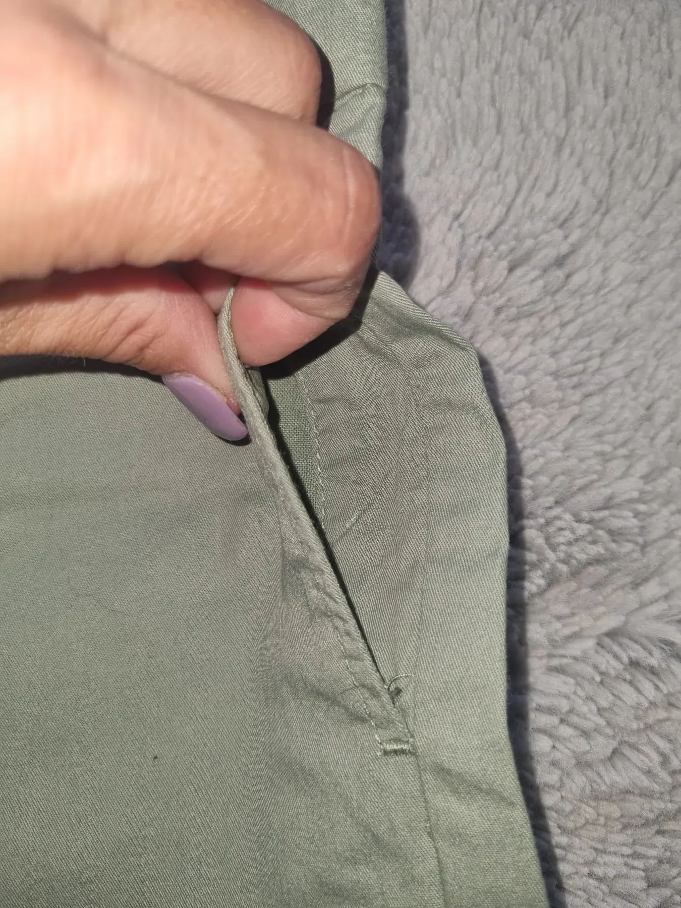 #170 salbeigrüne kurze Sommer Chino shorts h&m gr. 110