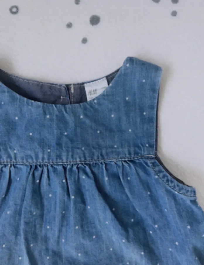 H&M Baby | Jeanskleid mit Punkten | Gr 74 | Wie neu