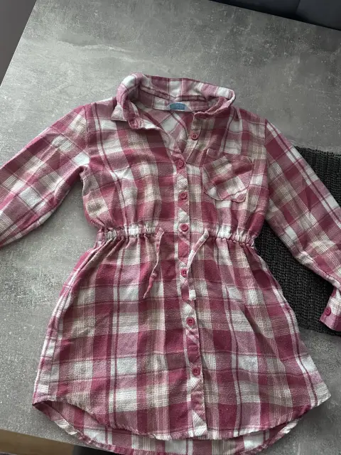 Kleid in 116