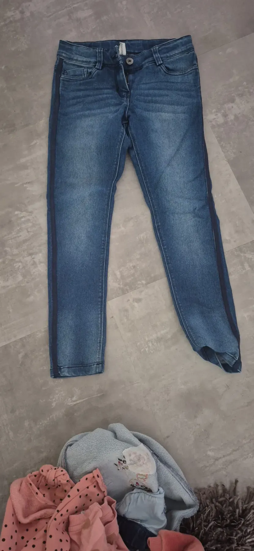 Sommerhosen und Jeans
