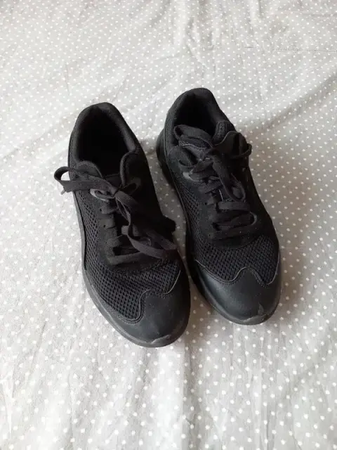 Puma Sport Sneaker Gr 38, Mädchen, Junge, Schuhe, Turnschuhe, Jogging, schwarz