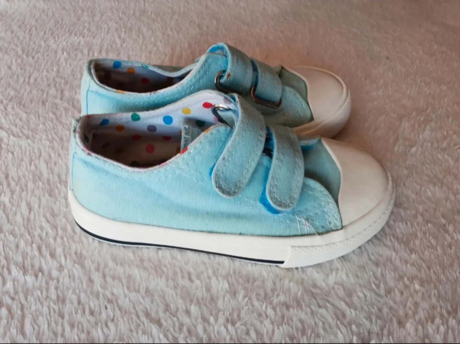 Kuniboo Kindersneaker hellblau Größe 24 Klettverschluss