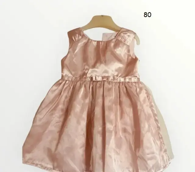 Festlichess Kleid Gr 80