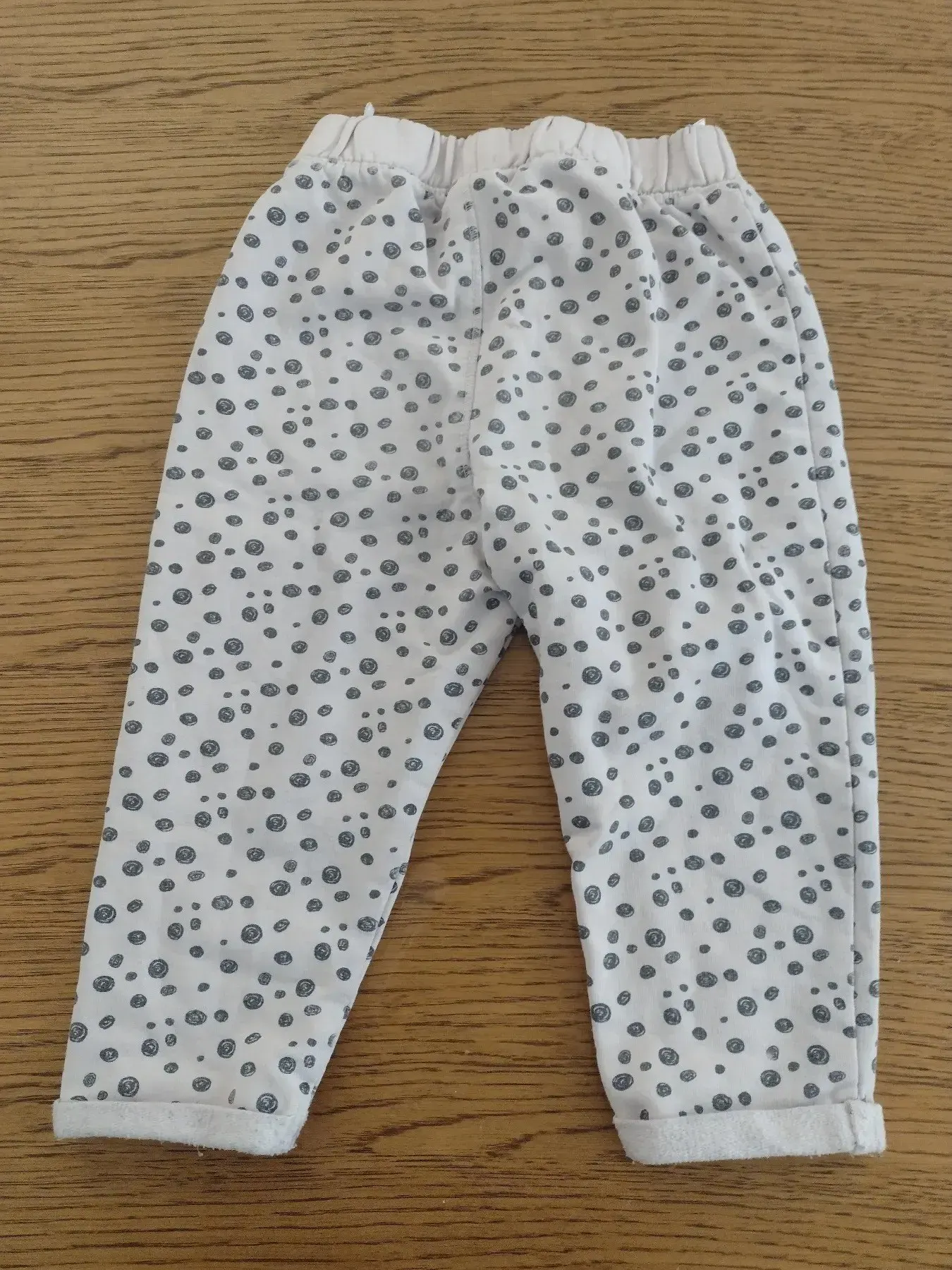 Jogginghose/Leggings rosa/grau mit Punkten 86 CA