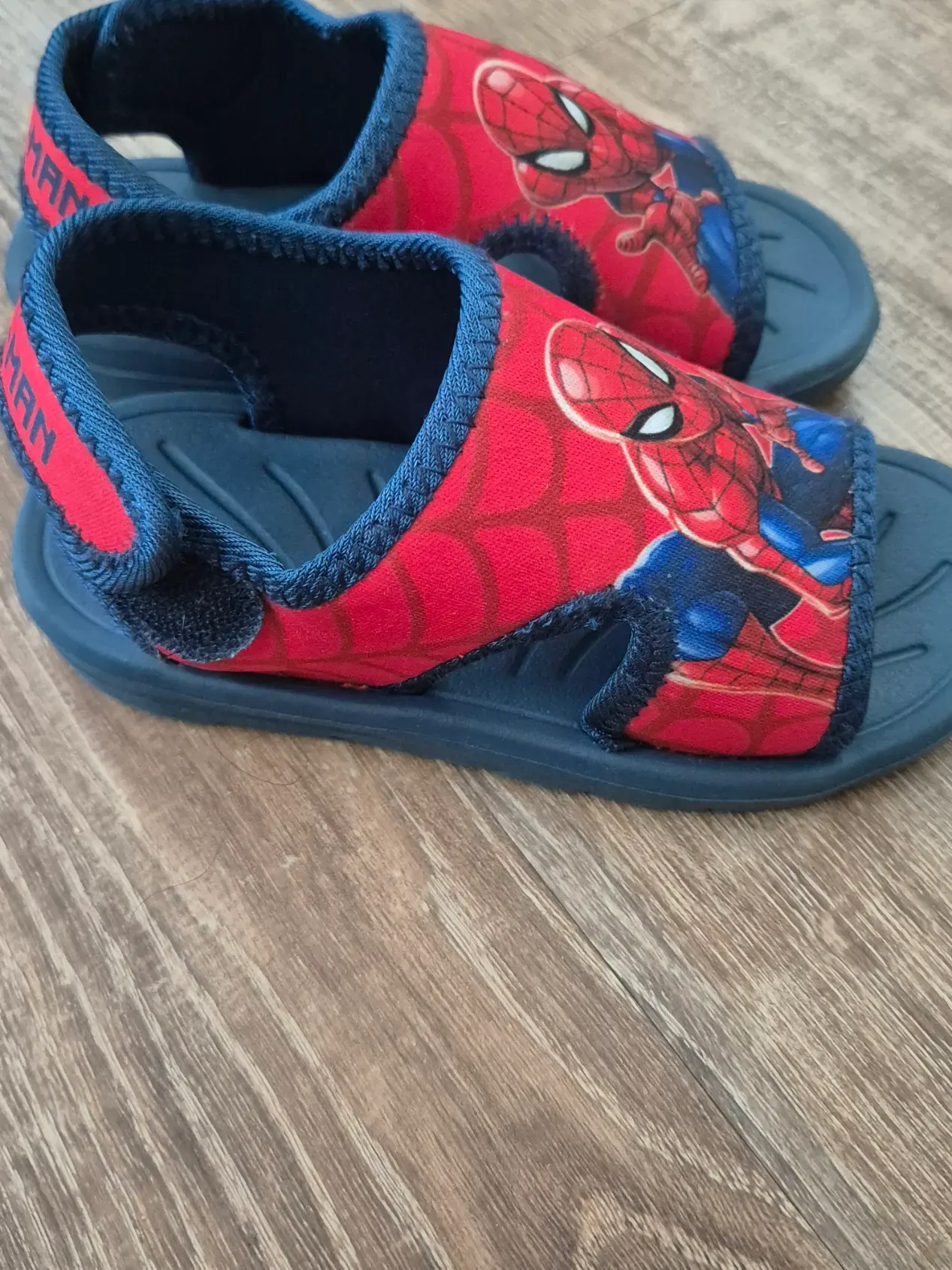 Badeschuhe Hausschuhe Sandalen "Spiderman", Jungen, Größe 26