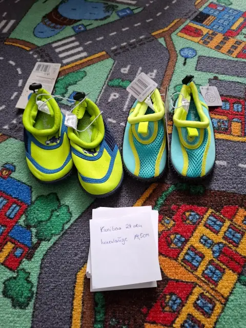 Wasserschuhe neu set
