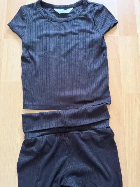 Mädchen sommerlicher Set
