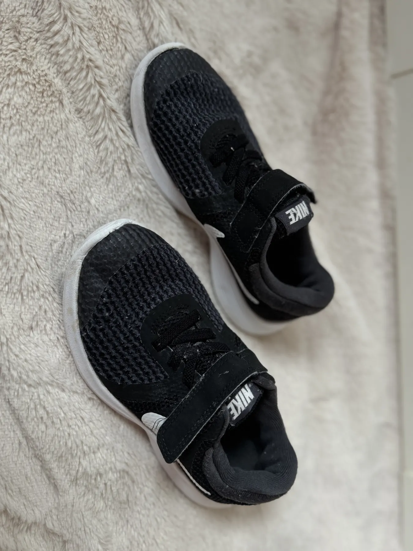 Nike Sneaker Gr. 28.5