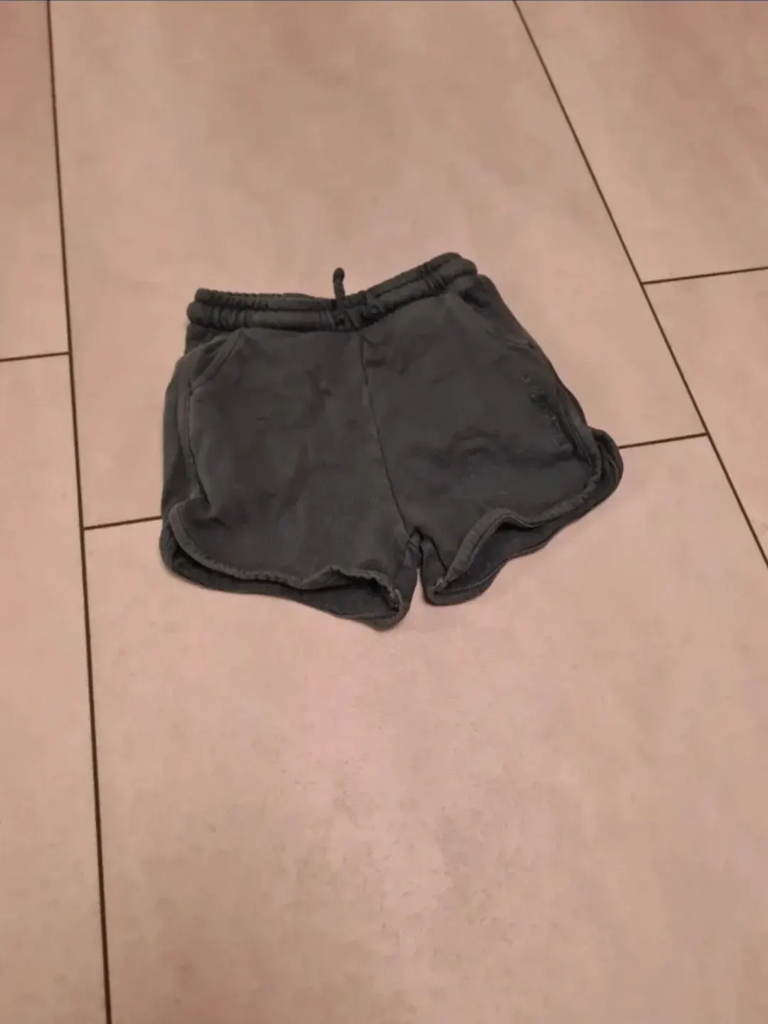 Hose kurz von Zara Größe 92