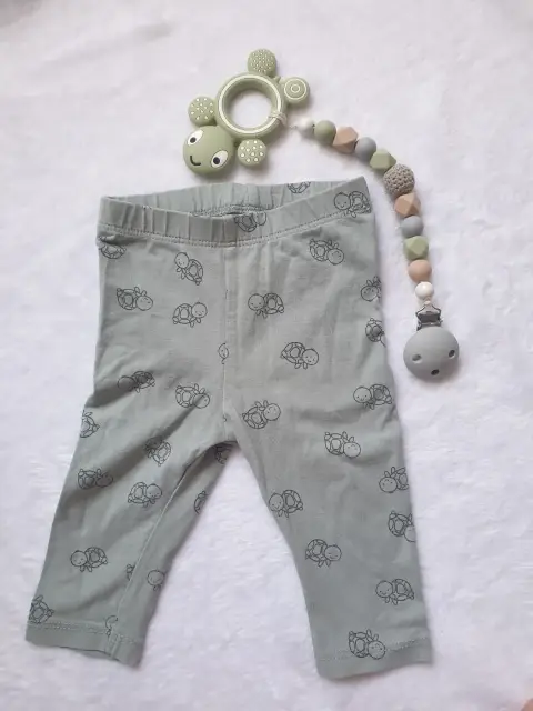 Schildkröte Set Legging, Schnullerkette, Beißanhänger