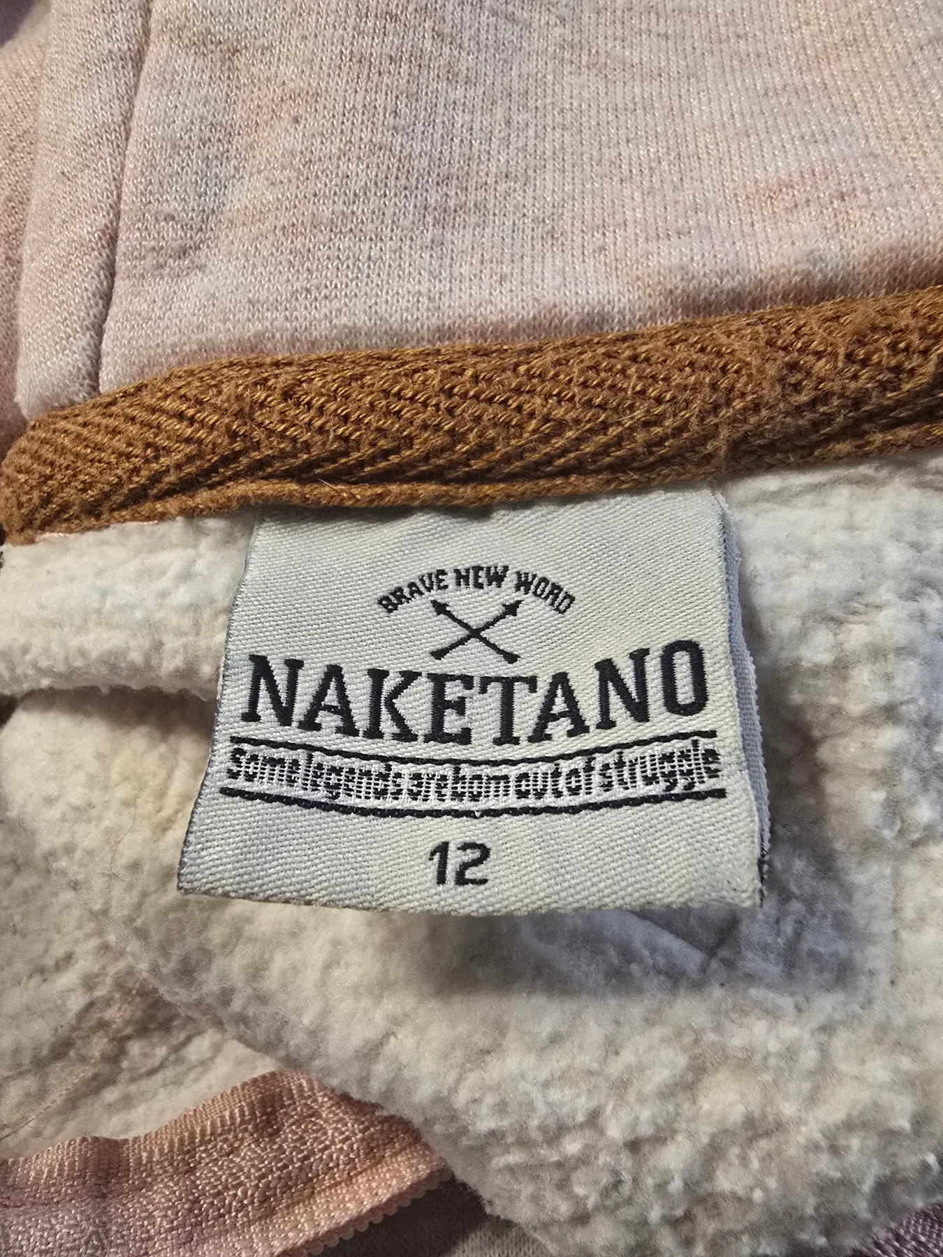 Tolle Mädchen Hoody Sweatshirt Jacke von Naketano Größe 152 Tolle Mädchen Hoody Sweatshirt Jacke von Naketano Größe 152