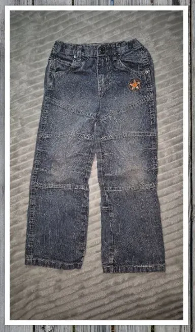 Jeanshose Gr. 110 tragbar ab 104 - 110