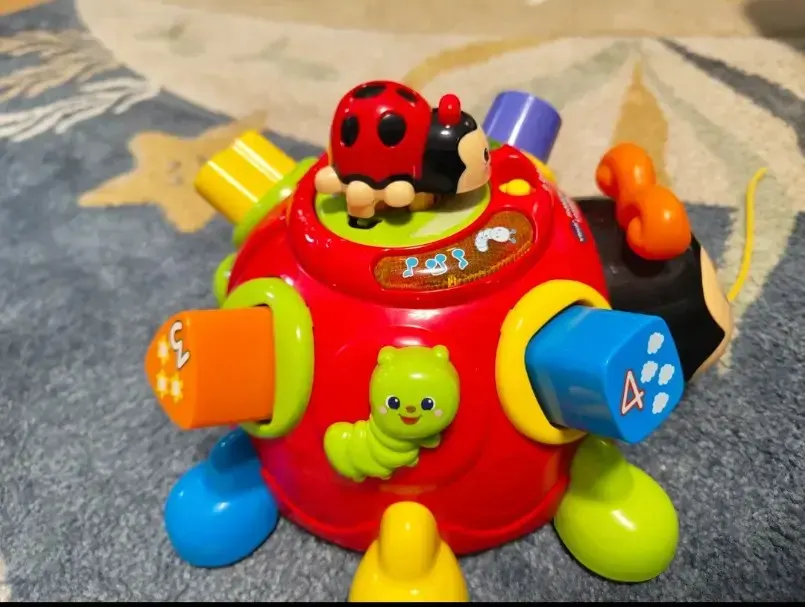VTech Baby fröhlicher Lernkäfer Marienkäfer Formen Farben Zahlen