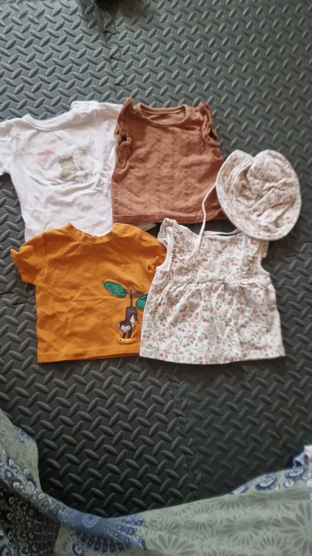 T shirts mit mütze