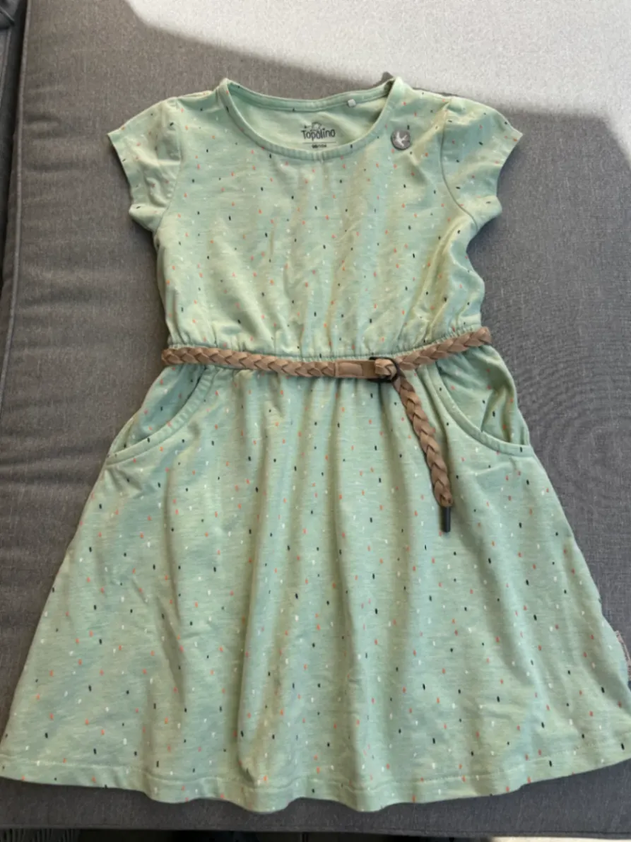 Kleid Gr. 98/104