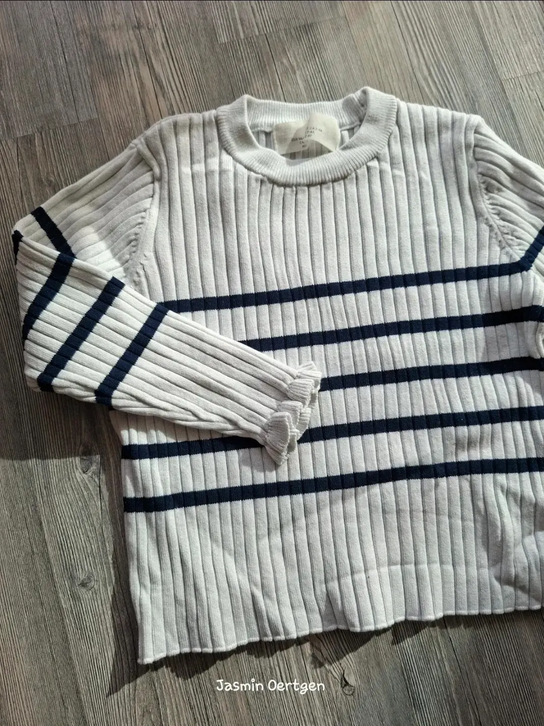 Süßer Rippstrick-Pulli mit Streifen | H&M | Gr. 98/104