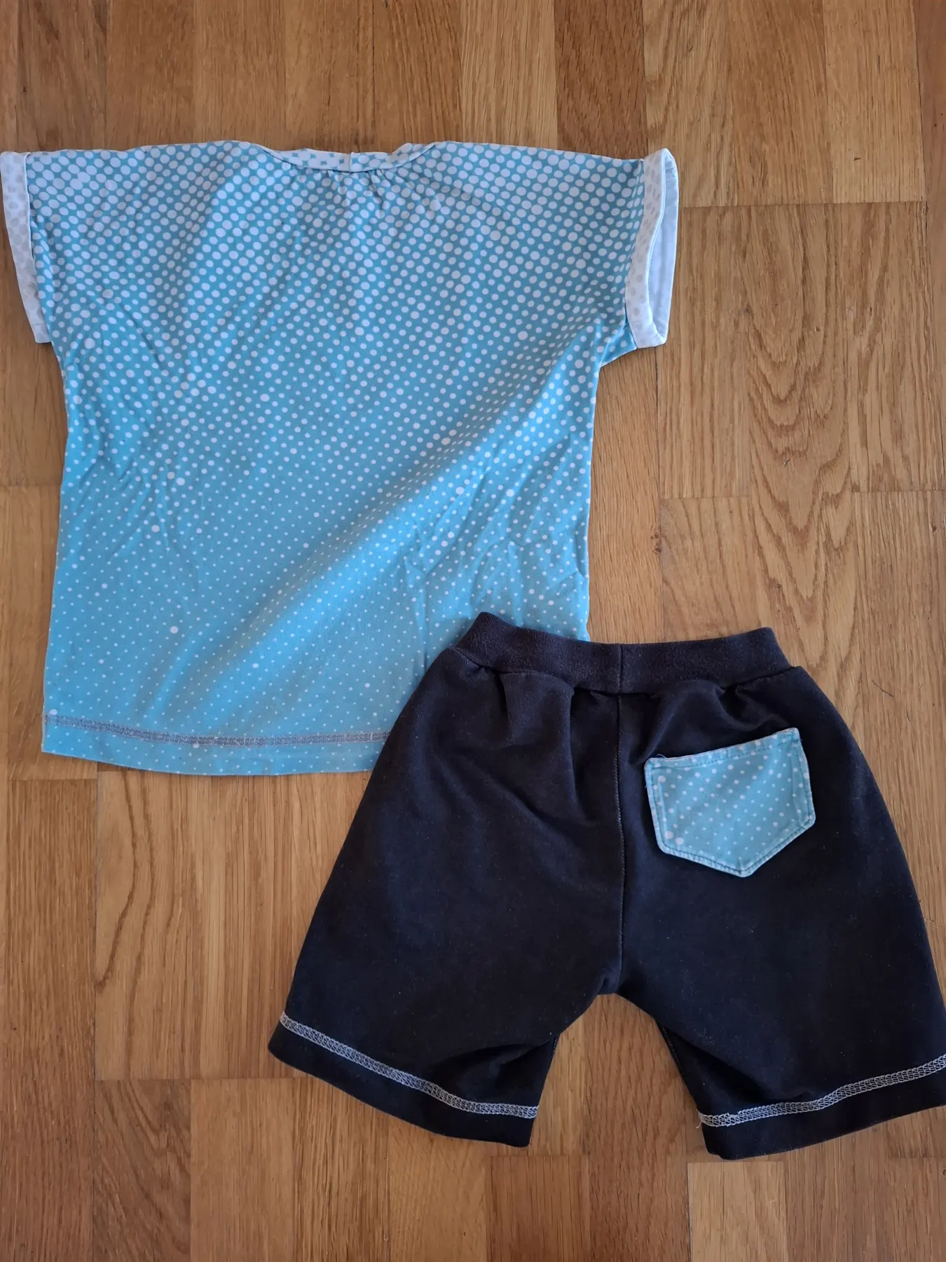 Set: Hose und T-Shirt Gr. 116 handmade Unikat Roboter