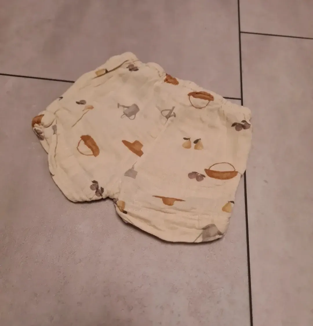 Hose kurz Größe 68 von H&M