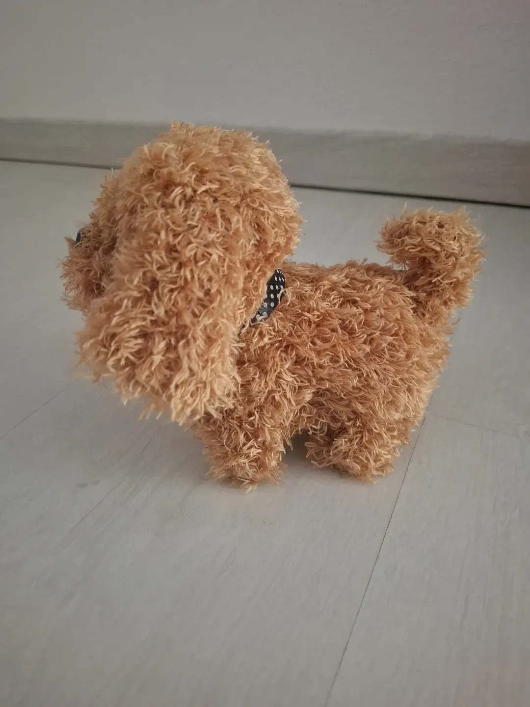 Interaktiver laufender Hund