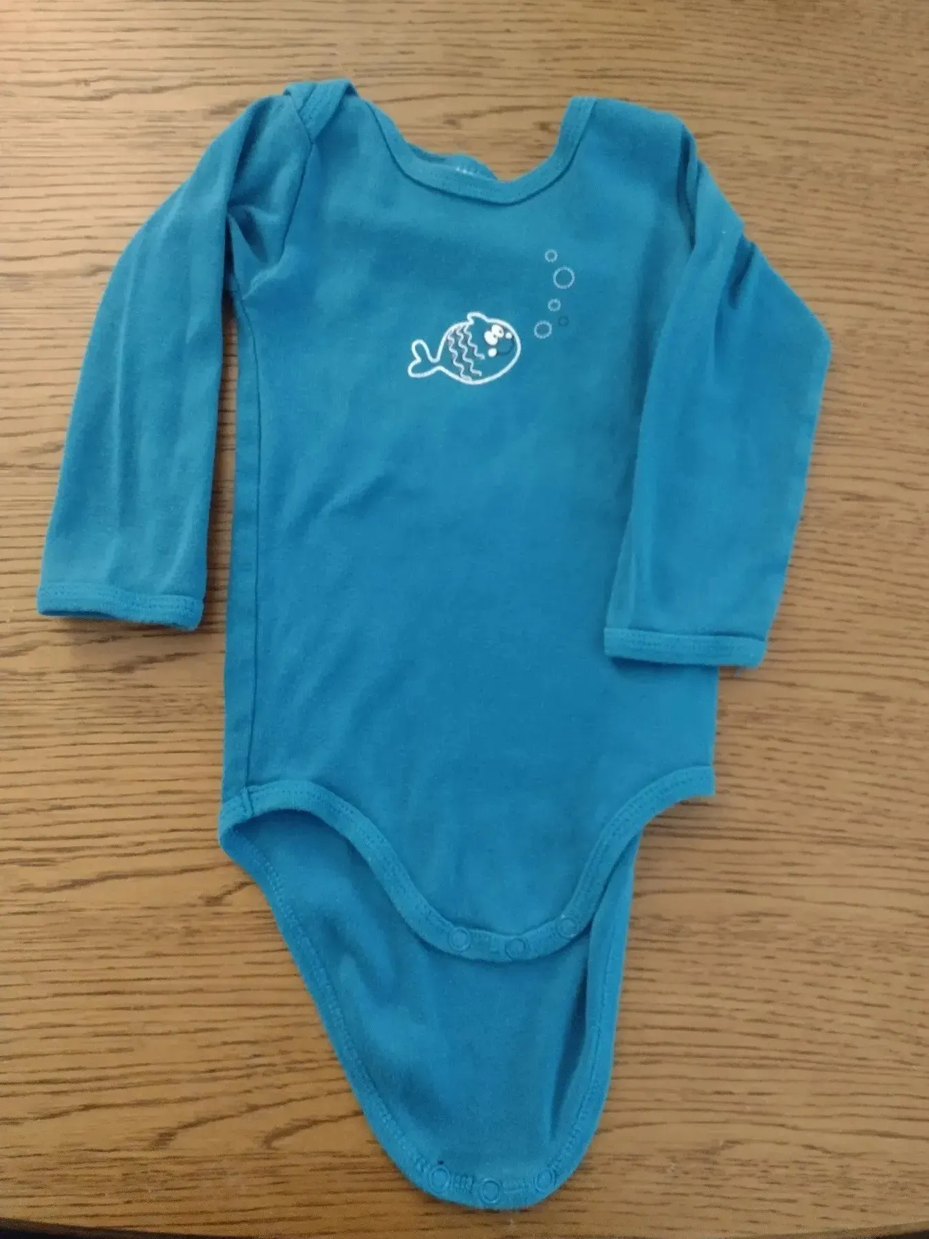 Langarmbody türkis Fisch 86/92