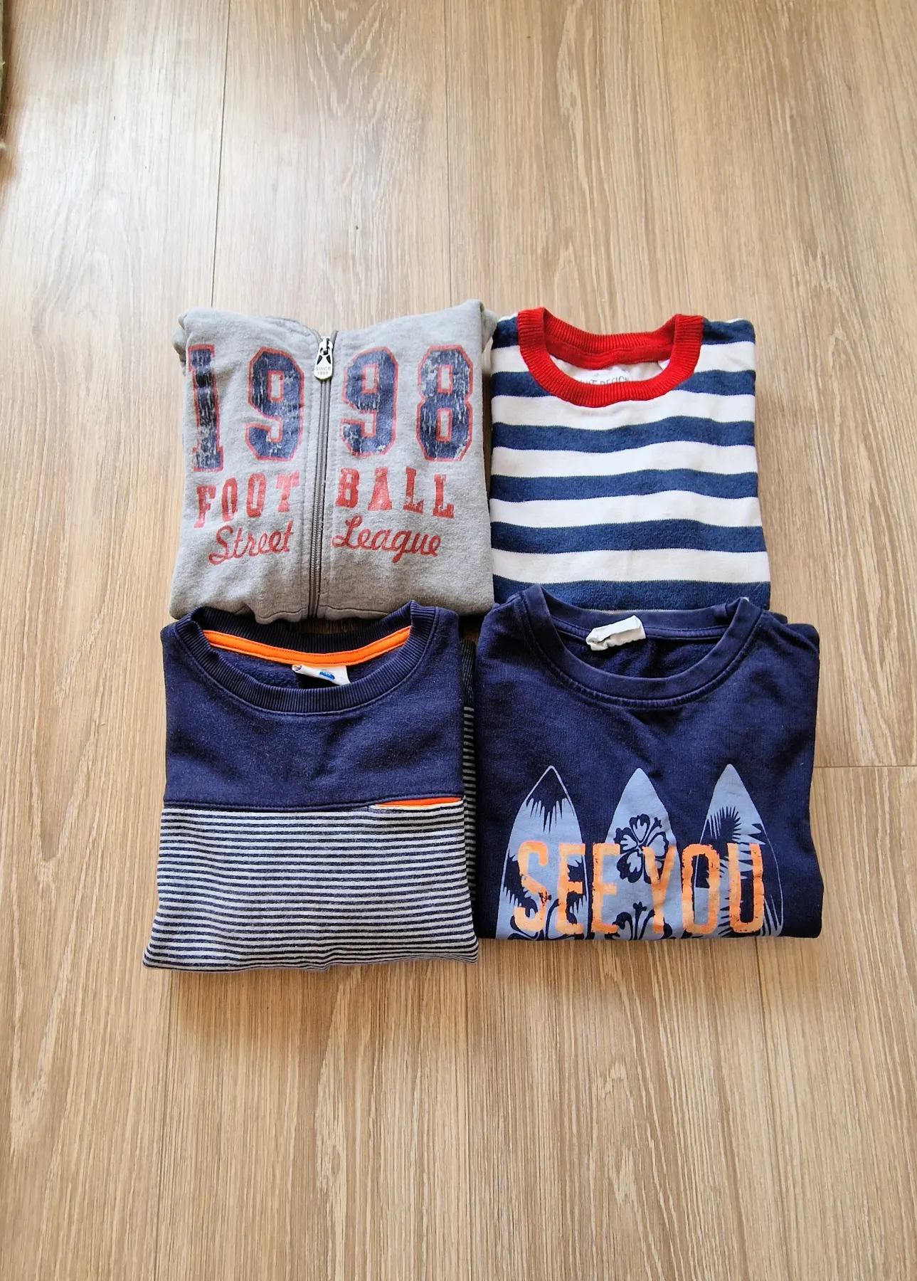 Jungen Set Paket 122 Pullover Sweatjacke