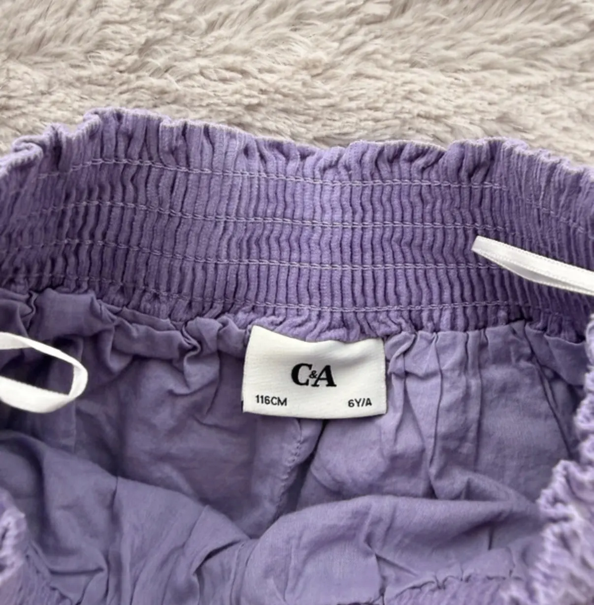 Lila Cord rock