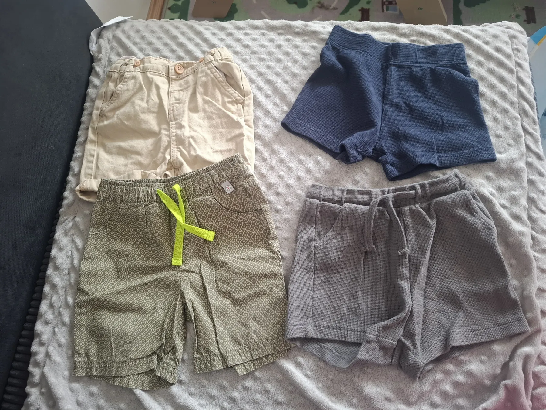 4 kurze Sommerhose