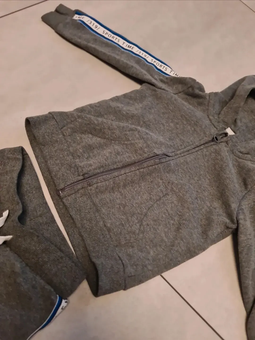 Jogginganzug Größe 98 von Pocopiano