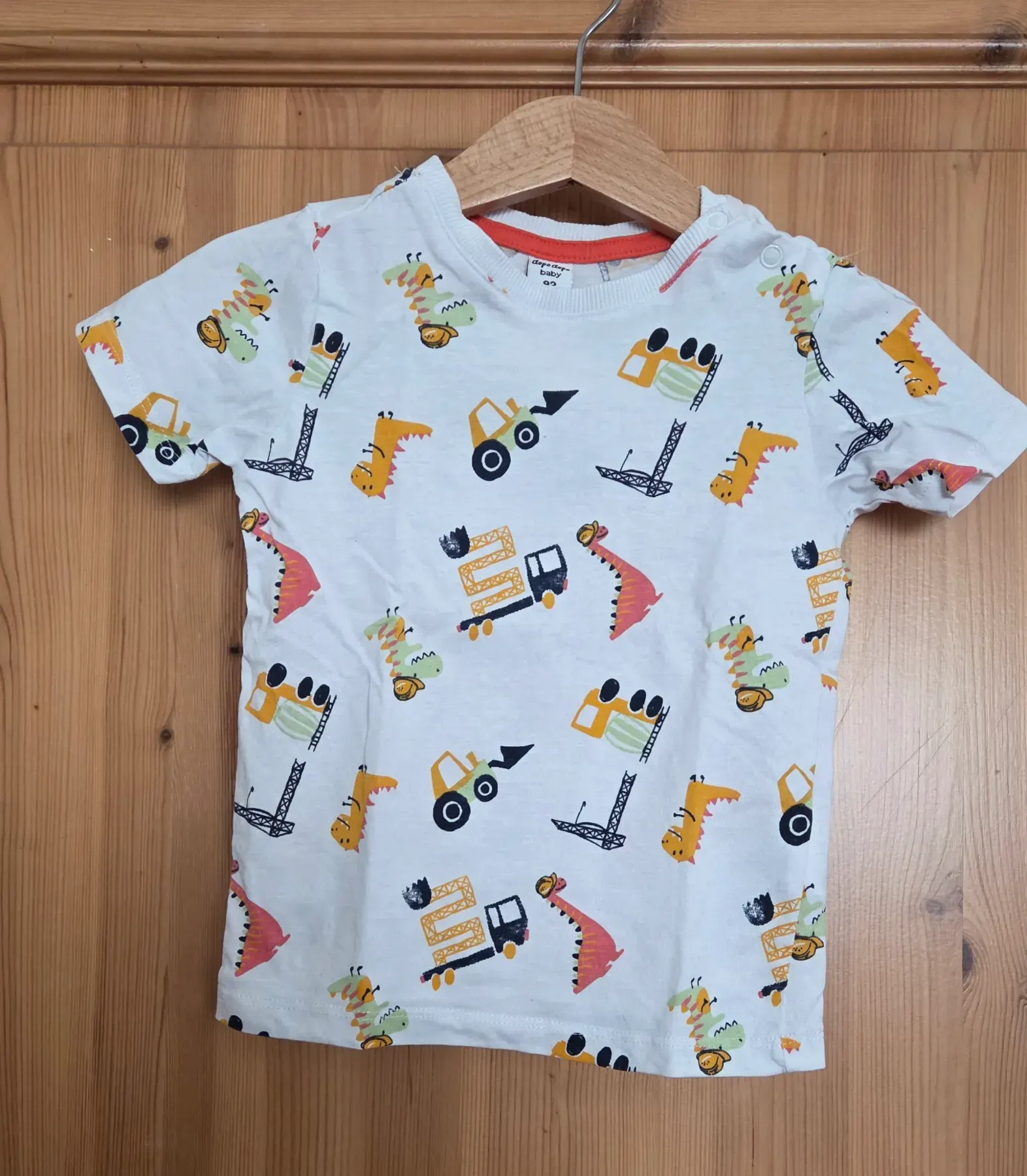 T-shirt