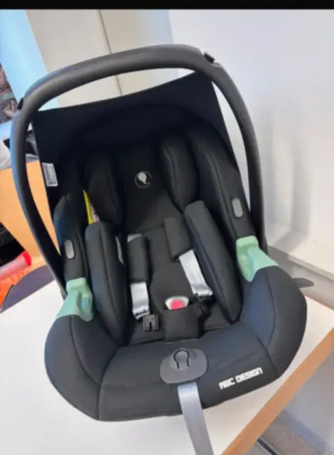 Babyschale ABC *NEU*