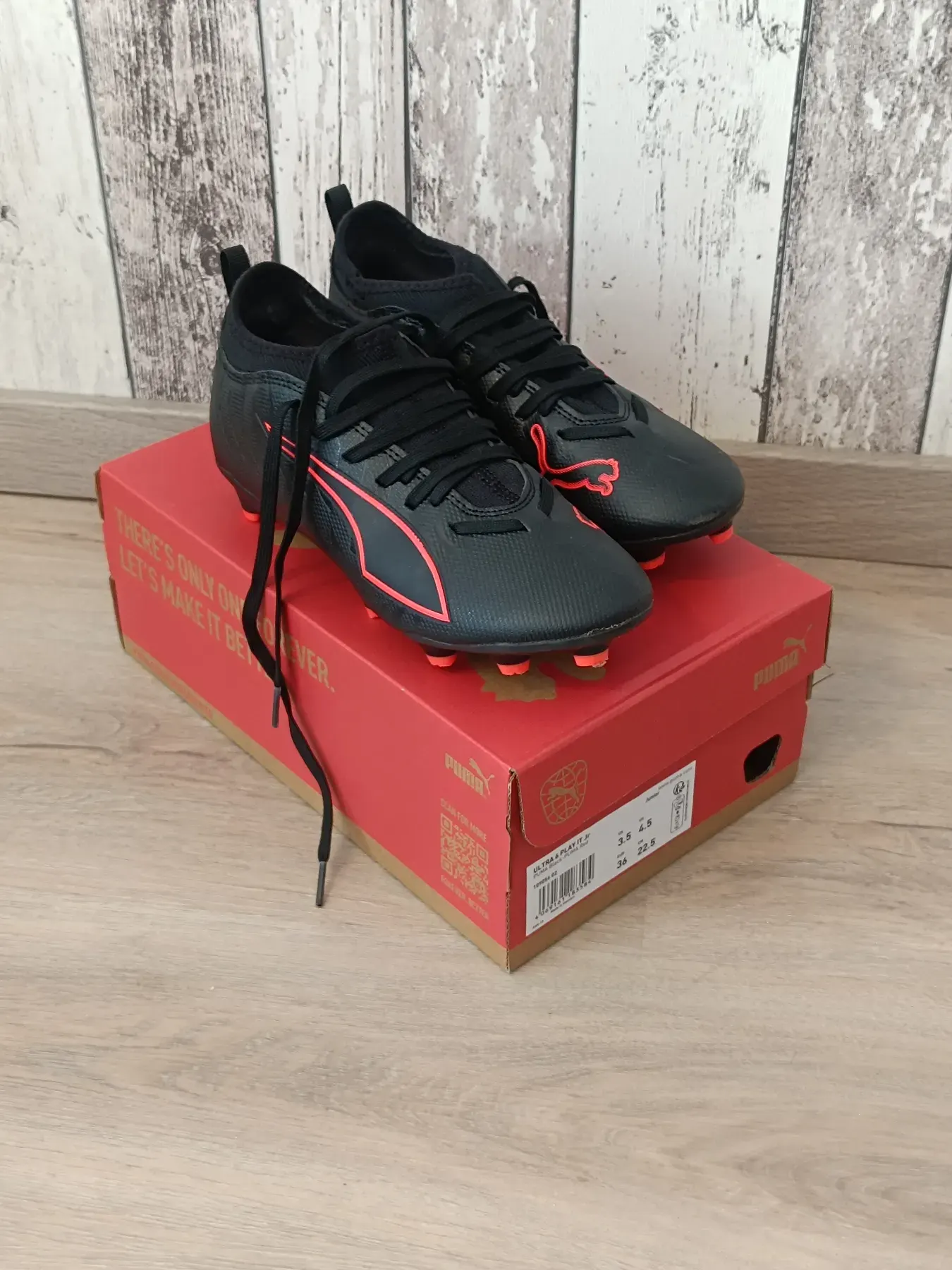 Puma Black Red Junior