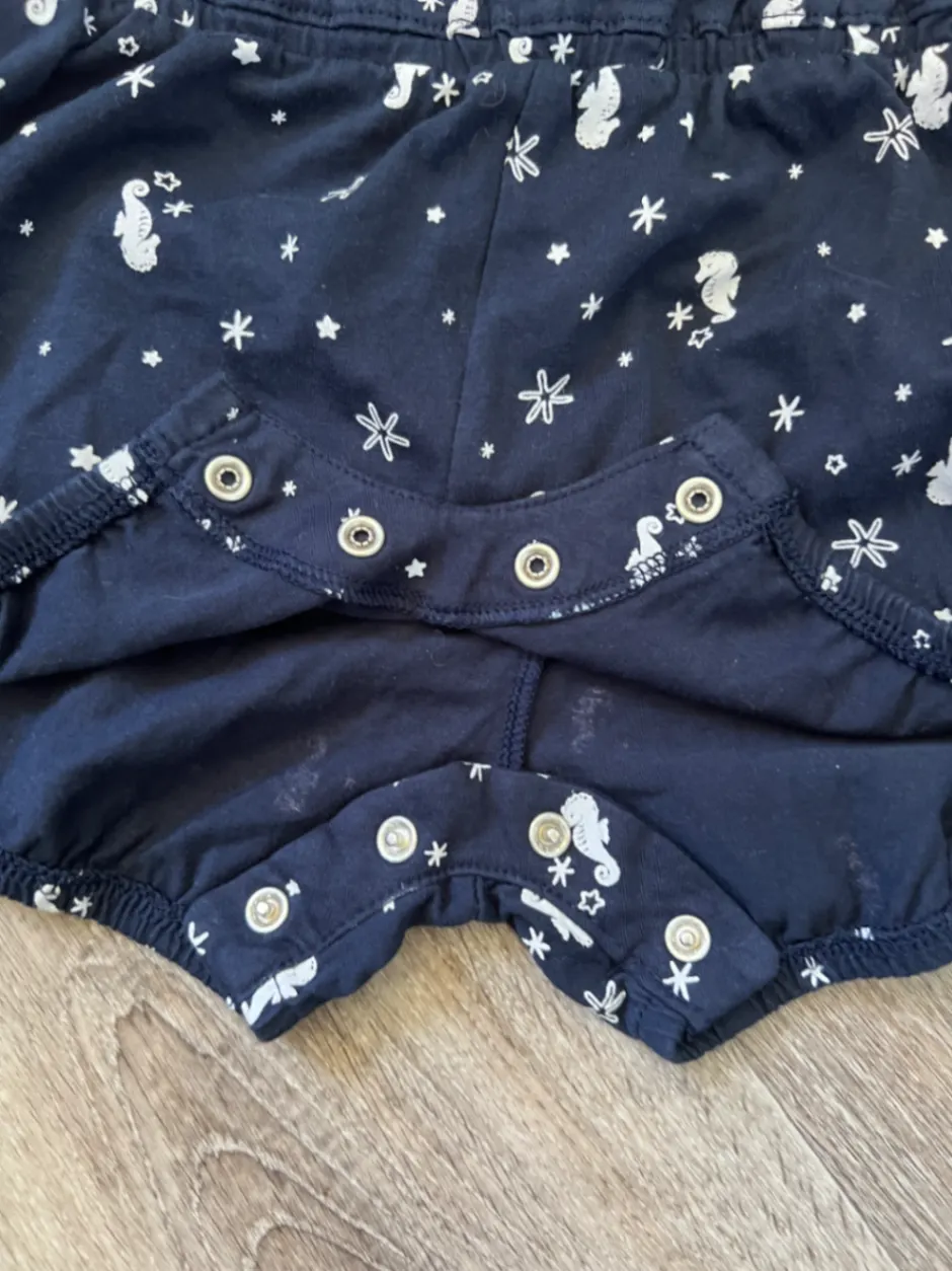 Jumpsuit/ kurzer Schlafanzug Größe 86/92