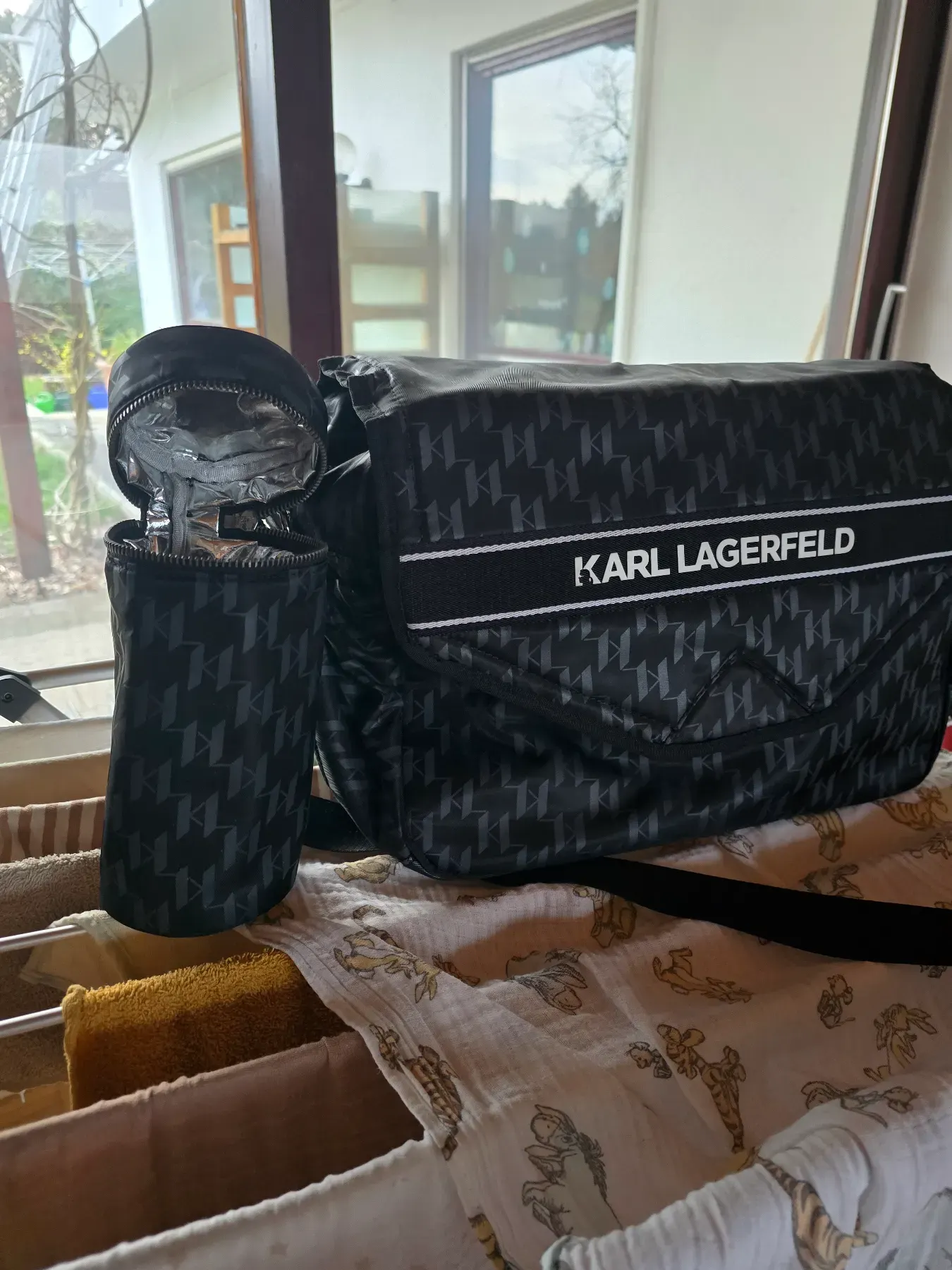 Karl Lagerfeld Wickeltasche