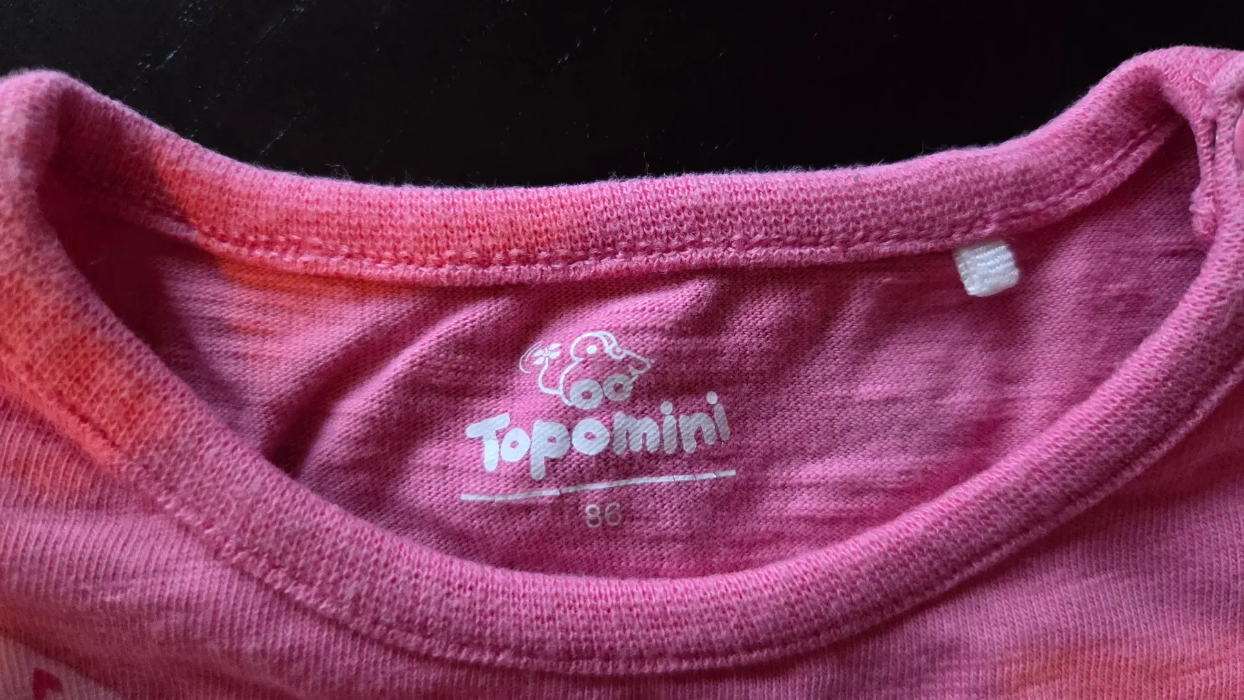 Süßes Schmetterlings-Shirt von Topomini (Gr. 86)